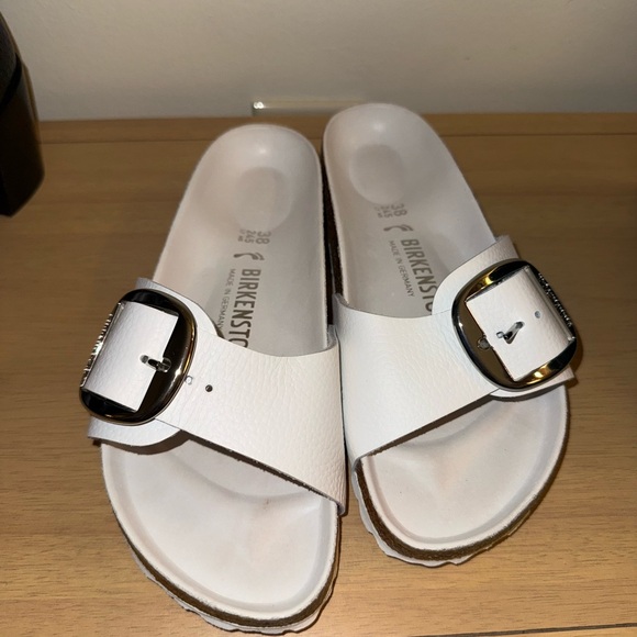 Birkenstock Women's White Sandals - Picture 6 of 7